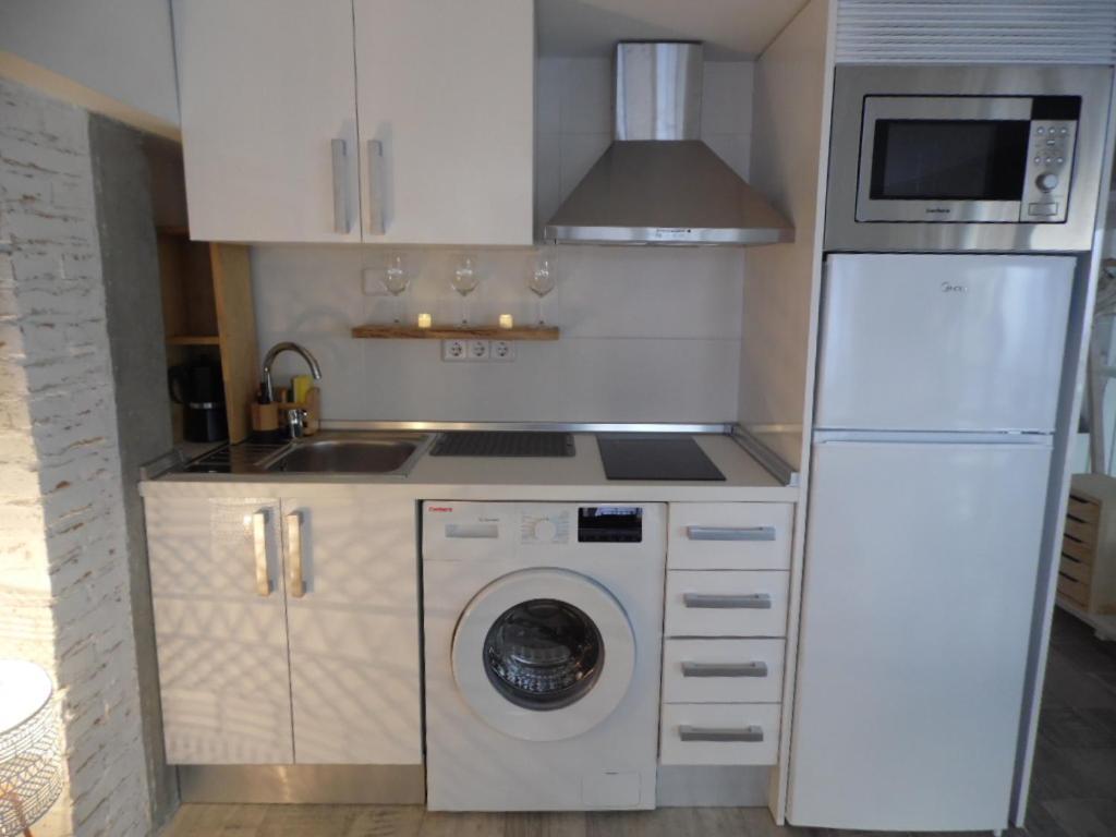Apartamentos San Miguel Торремолинос Номер фото
